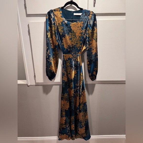🧡 Astr Teal and Orange Floral Long Sleeve Dress - Perfect for Fall / Winter - Picture 5 of 8